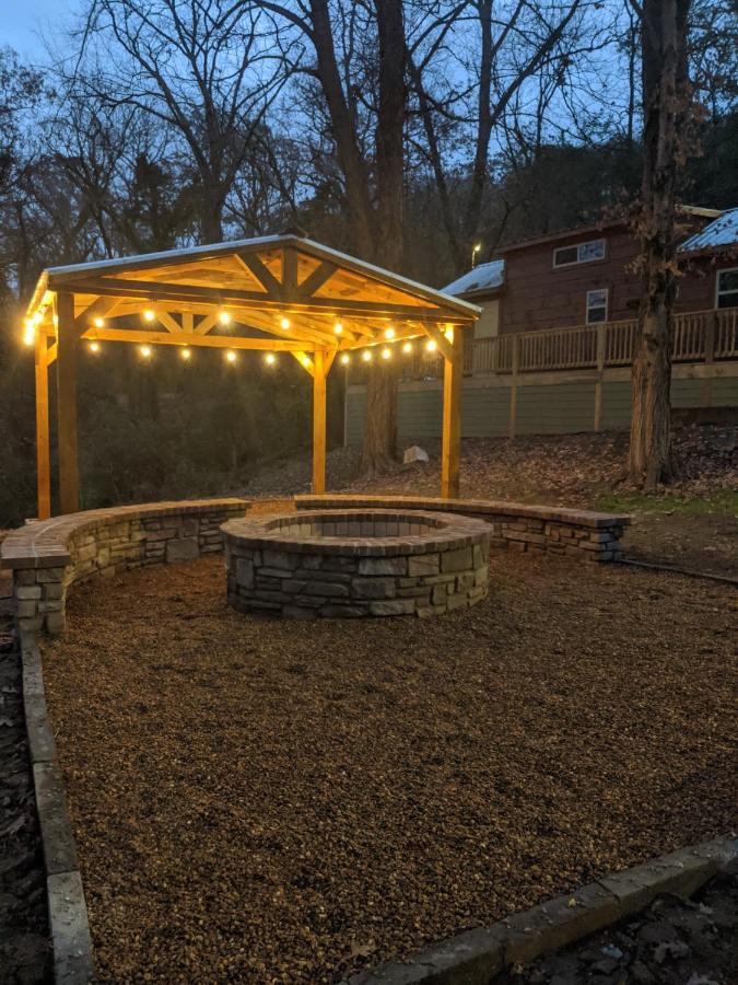 Thomas Cabin Forest Tiny Cabin With Hot Tub Chattanooga Eksteriør billede