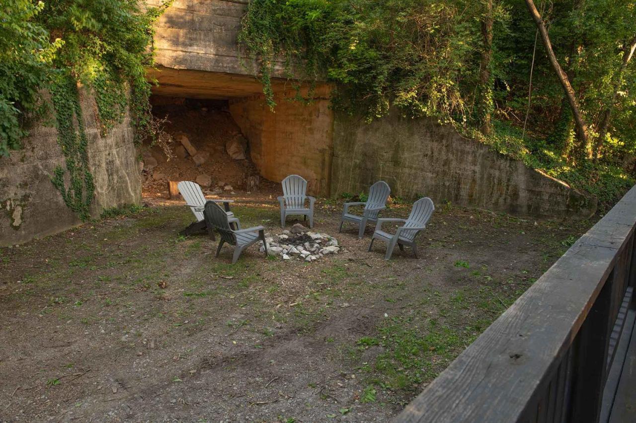 Thomas Cabin Forest Tiny Cabin With Hot Tub Chattanooga Eksteriør billede