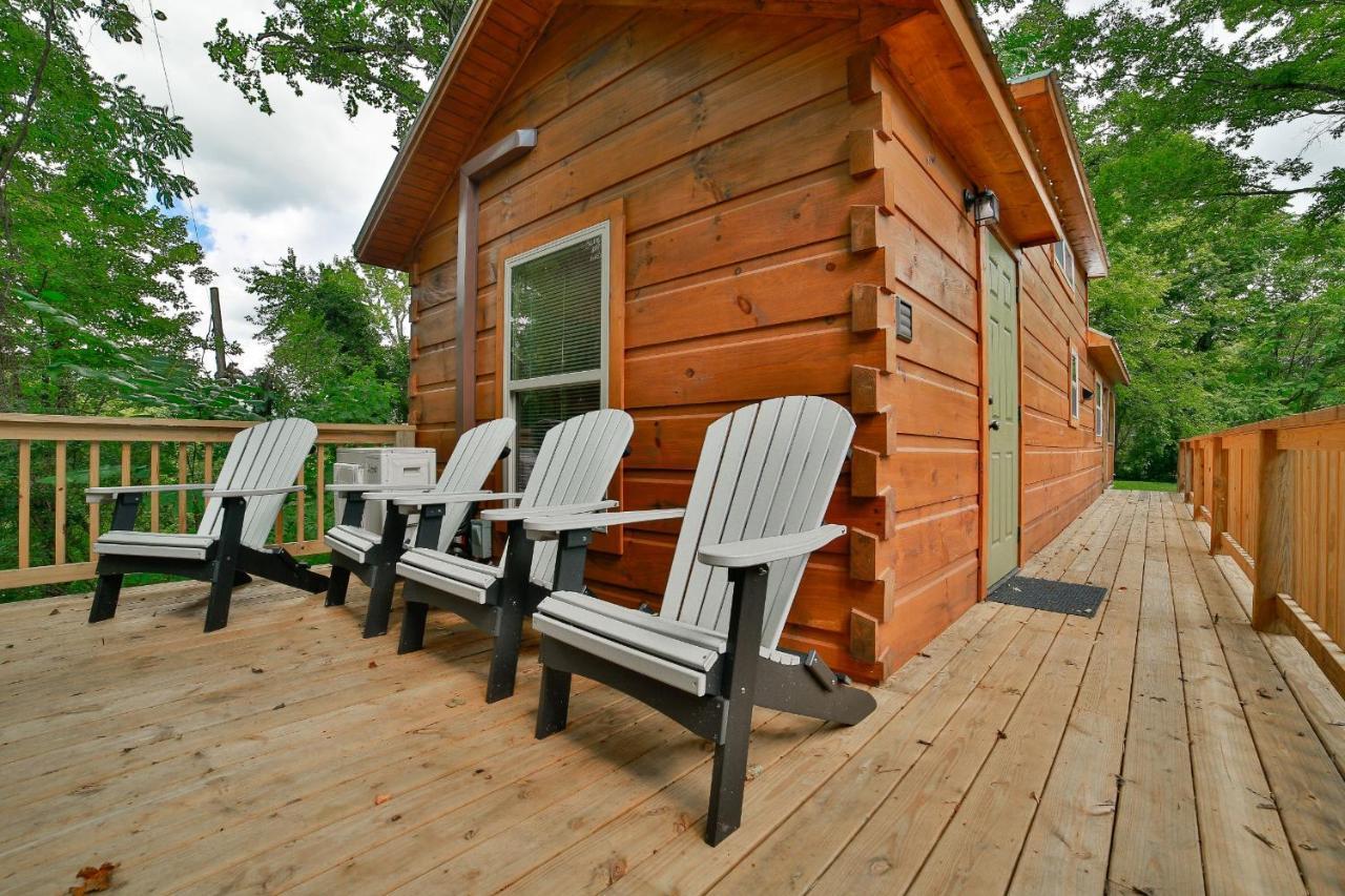 Thomas Cabin Forest Tiny Cabin With Hot Tub Chattanooga Eksteriør billede