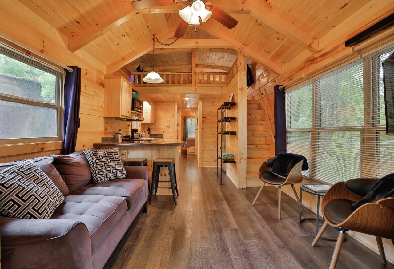 Thomas Cabin Forest Tiny Cabin With Hot Tub Chattanooga Eksteriør billede